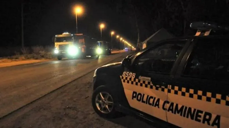 policia-caminera-cordoba-noche