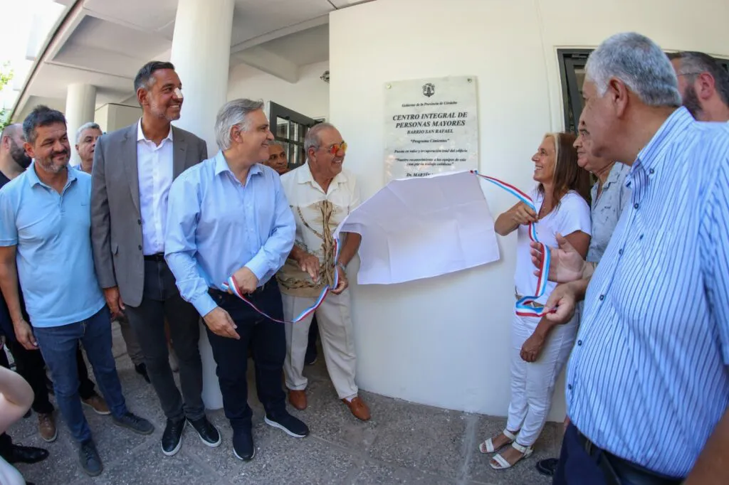 MLL-Adultos-mayores-1024x682