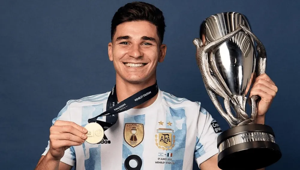 Julian-Alvarez-Seleccion-Argentina