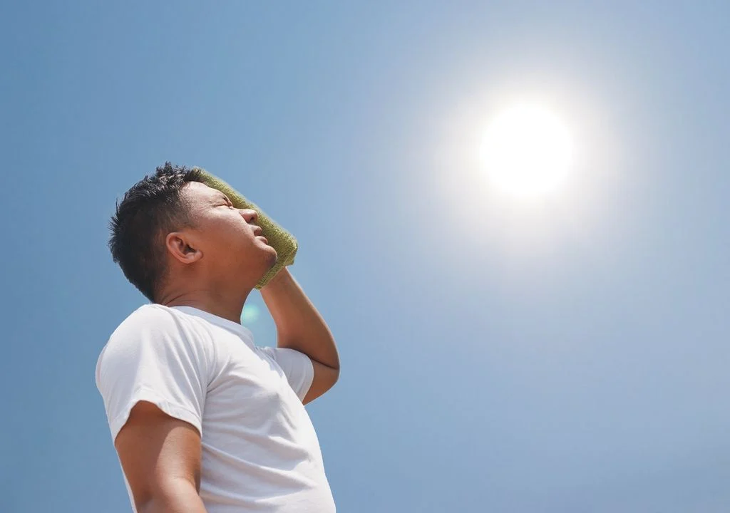 ola-de-calor-otonal-cuando-daran-tregua-las-altas-temperaturas-en-chile-1679604118716_1024
