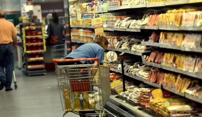 importancia-de-las-gondolas-de-supermercado-768x445