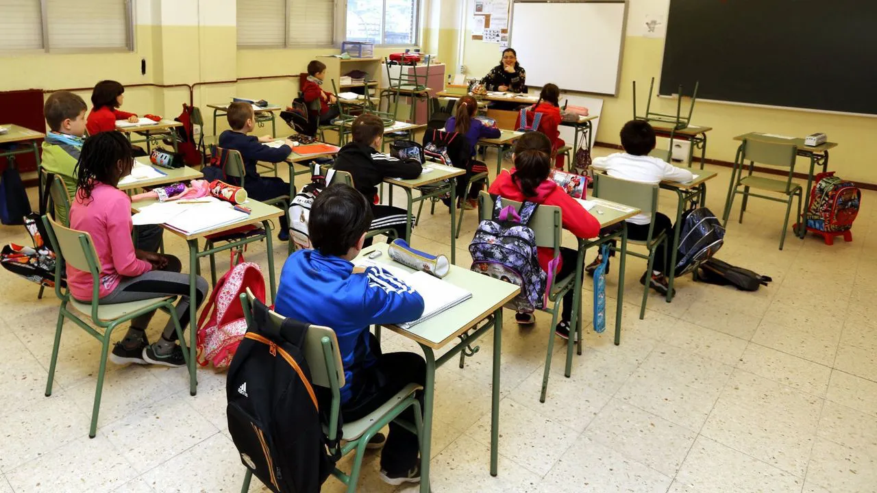 aula_con_clases_grande_nueva_0