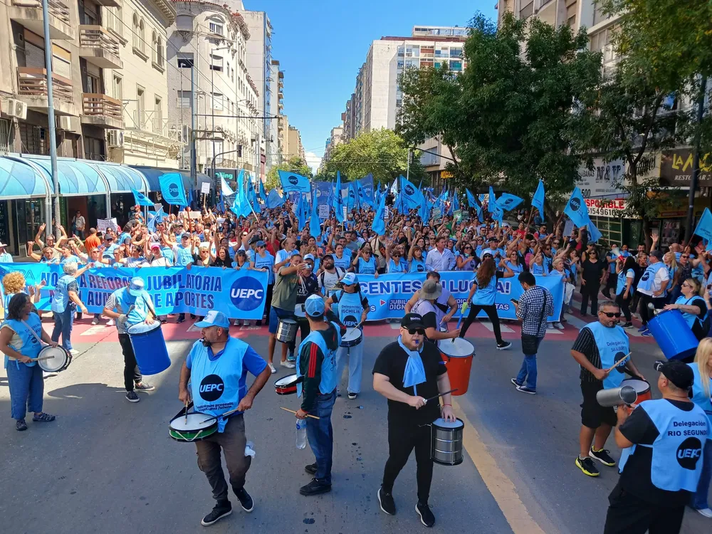 multimedia.grande.83acd45fa56b487d.Z3JhbmRlLndlYnA=