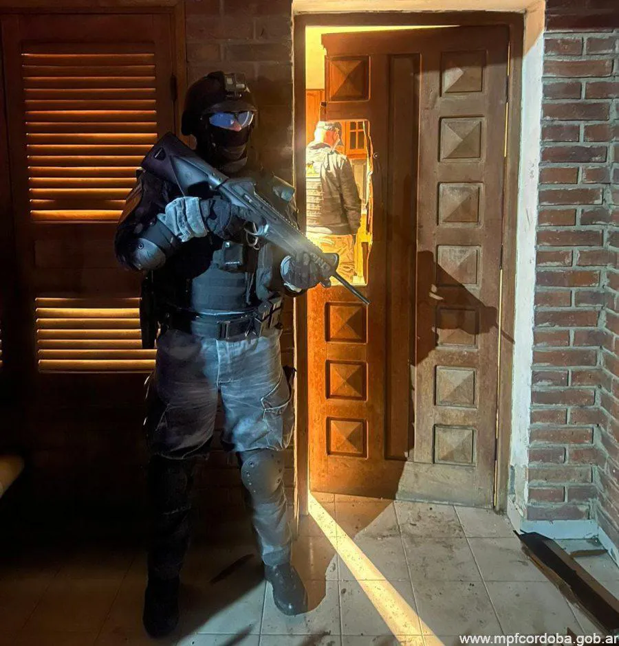 WhatsApp-Image-2025-11-08-at-8.40.10-AM-900x940