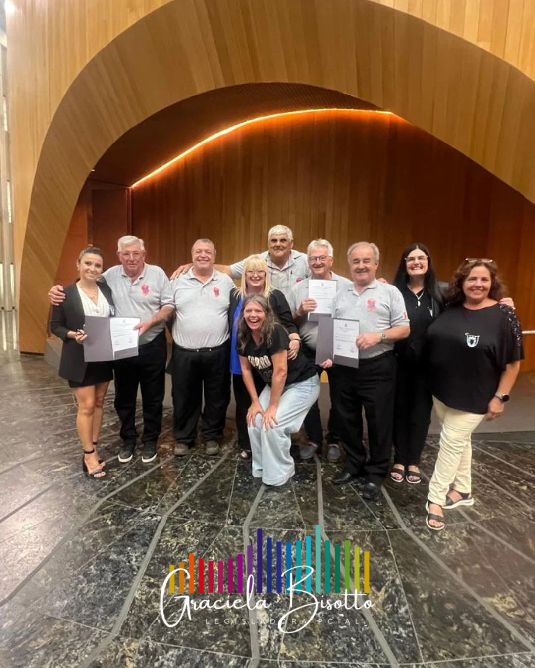 32899e92-2adb-42e9-be18-9aa475317756